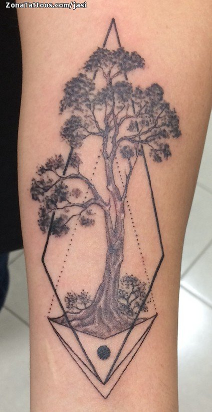 Tattoo by cansuolga  Tree tattoo  Arbre de vie