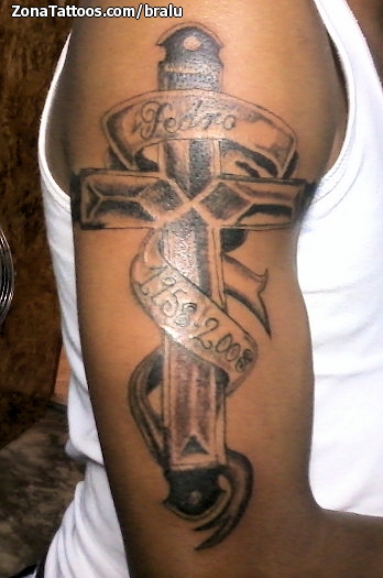 Tatuaje de Cruces, Religiosos