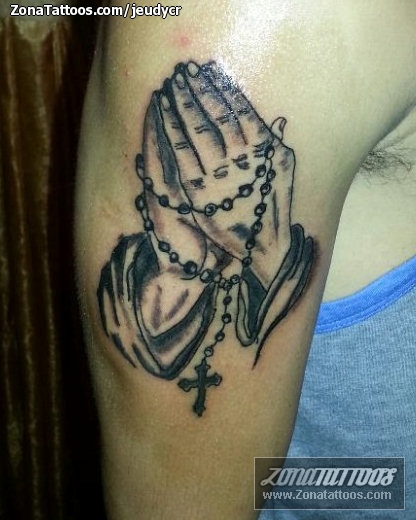 Traditional Cross Praying Hands tatuaje  tatuaje Imágenes  bee543   Imágenes españoles imágenes