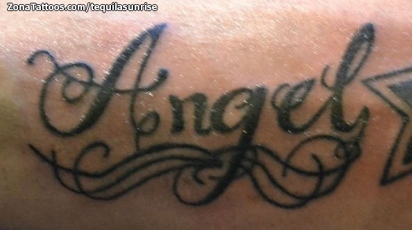 California Angels  Letras entrelazadas, Diseños de letras, Tatuajes  pequeños de phoenix