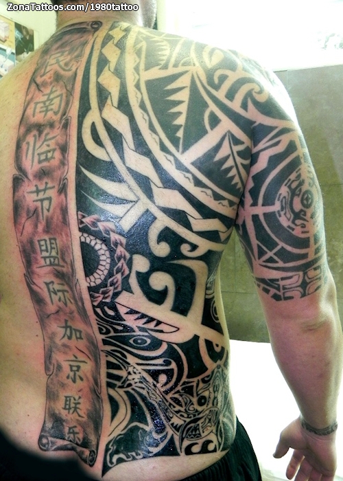 Tatuaje de Espalda, Maoríes